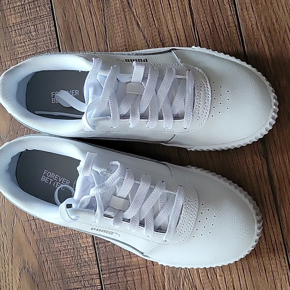 Puma Sneakers